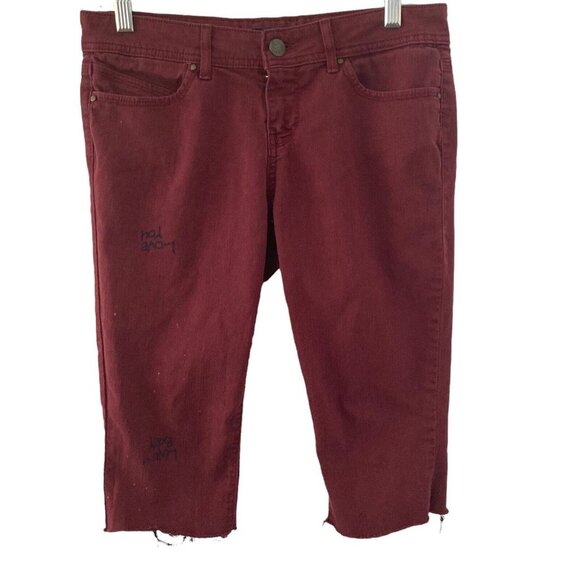 Divine Right Of Denim Shorts Bermuda Burgundy Womens Size 28 Stretch - Picture 1 of 6